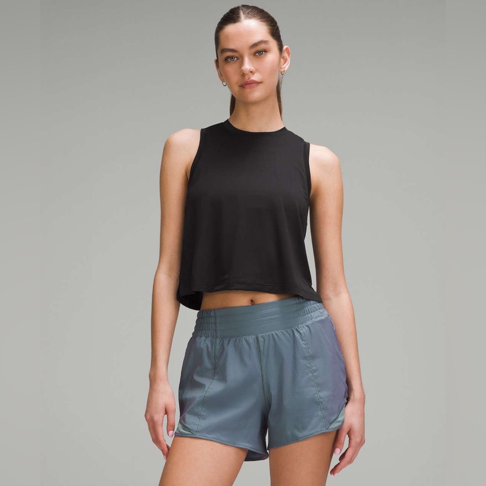 lululemon ultralight waist-length tank top size 4